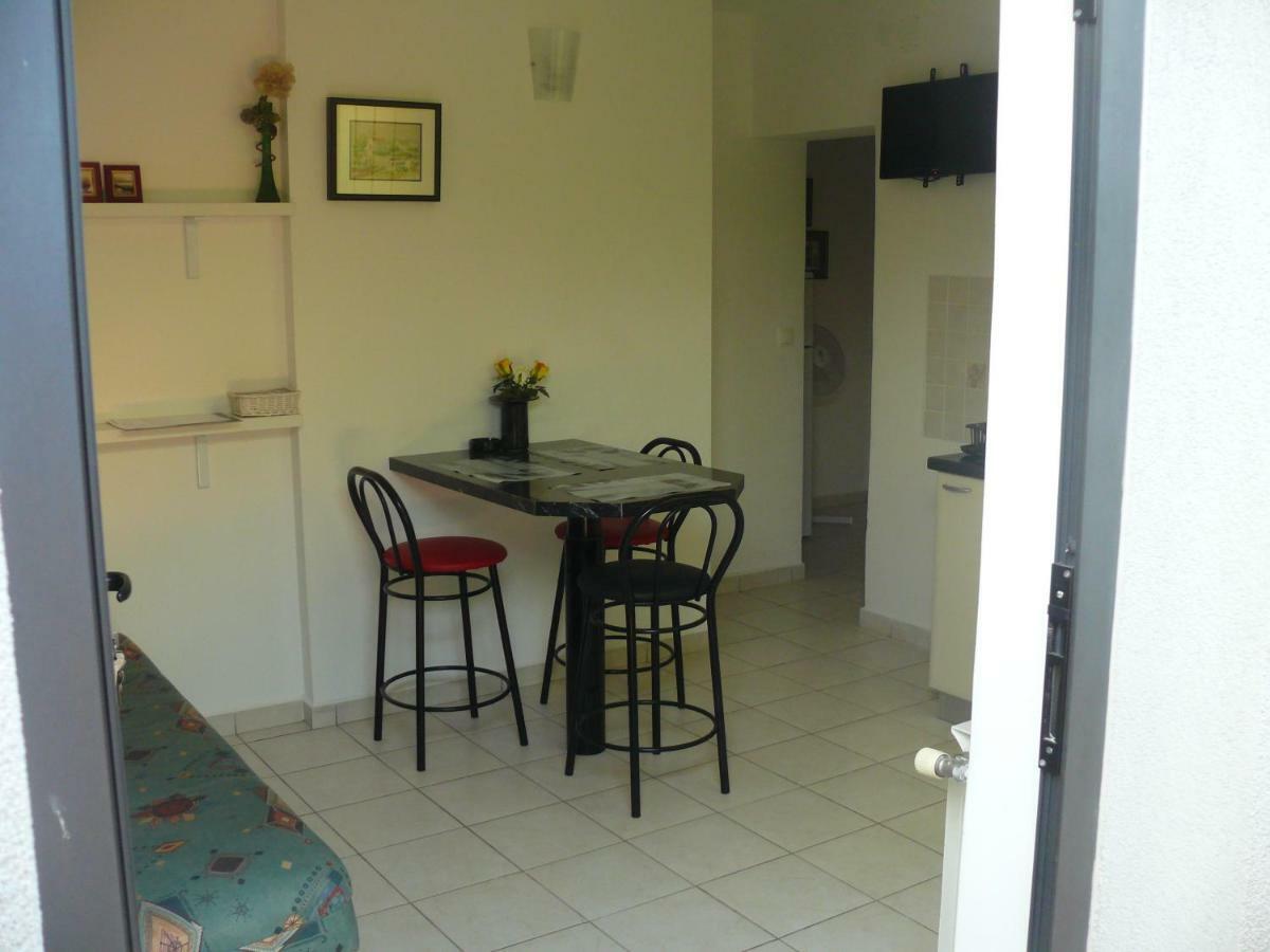 Apartment Branimir Omišalj Екстериор снимка